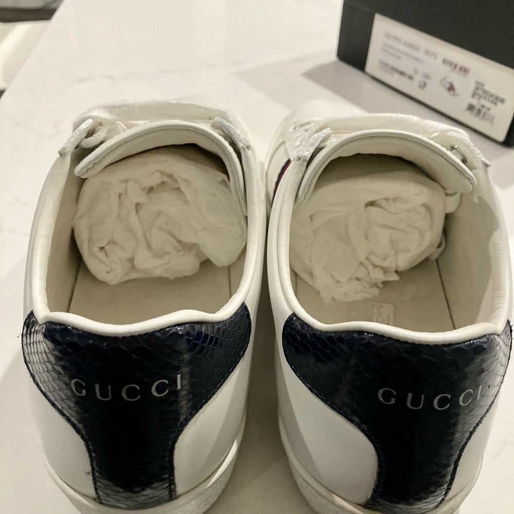 Gucci White Leather Sneakers with Navy and Red Web Stripe - Picture 4 of 11